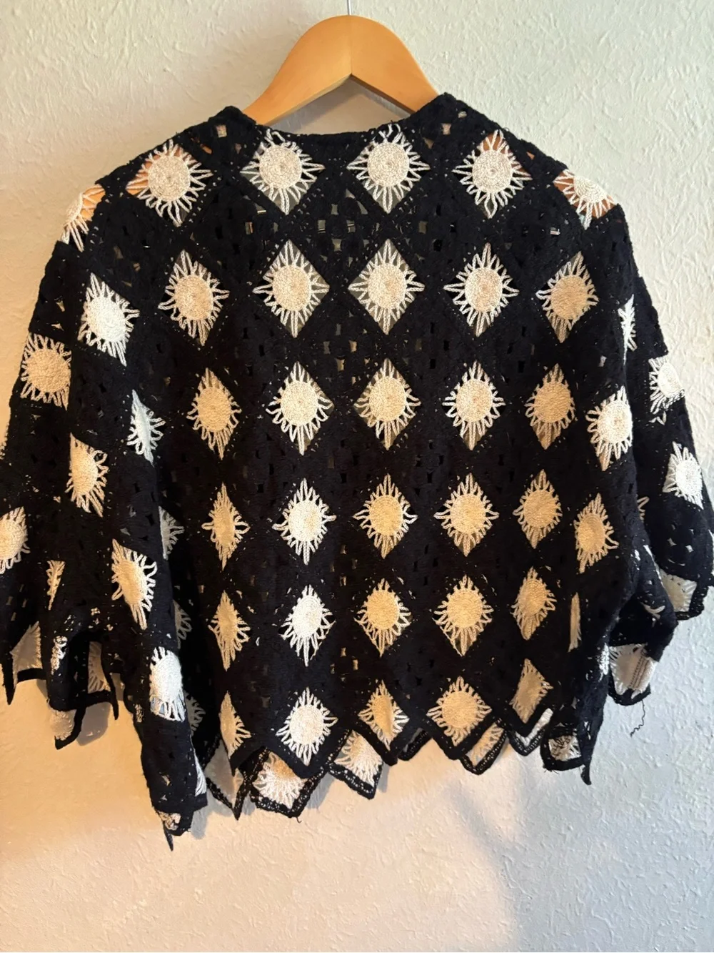 Black and‎ White Diamond Crochet Top